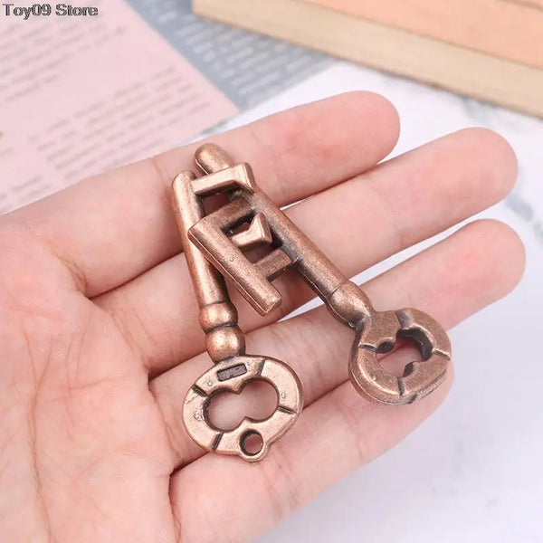 Decompression Toys Brain Tester Key Lock Toy Development Alloy Key Ring Puzzle Game Children's Kid IQ Thinking Test Key Puzzle