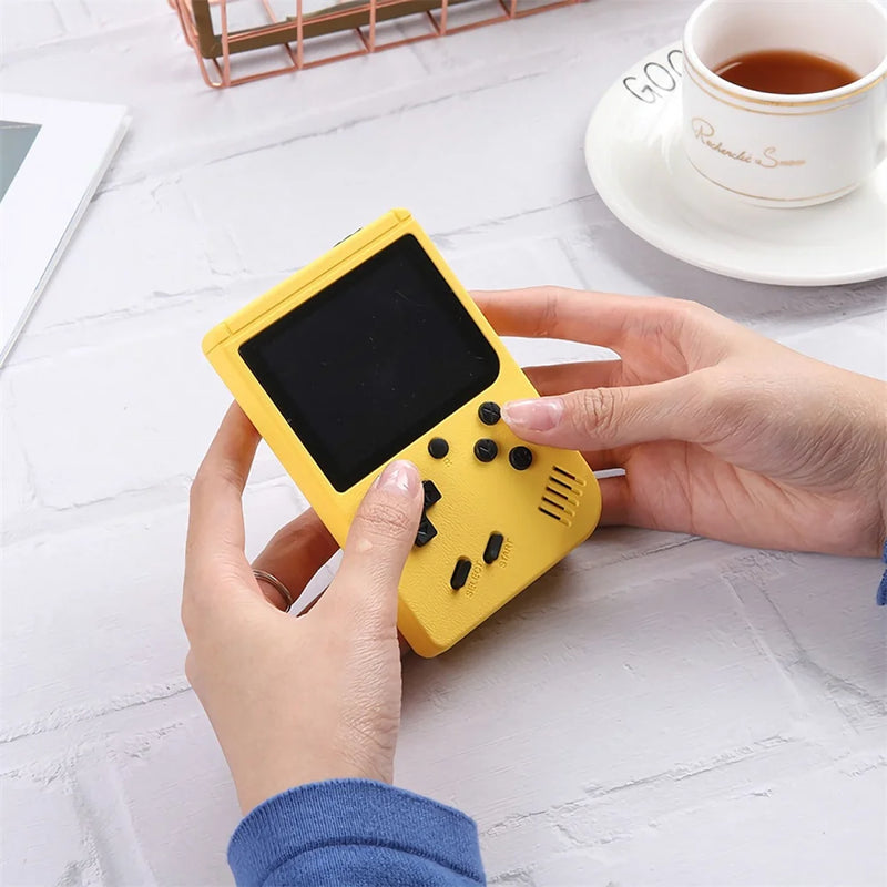 Retro Video Game Console 8-bit 3.0 Inch Lcd Screen Built-in 400 Games Portable Mini Handheld Kids Game Console Kids Gift